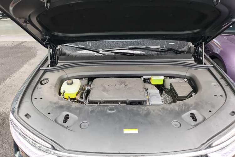 Used Hima AITO M7 2026 Model Range-Extending Ultra All-Wheel Drive 5-Seater Version Engine Bay