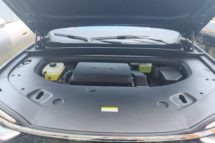 Used Hima AITO M7 2026 Model Range-Extending Ultra All-Wheel Drive 5-Seater Version Engine Bay