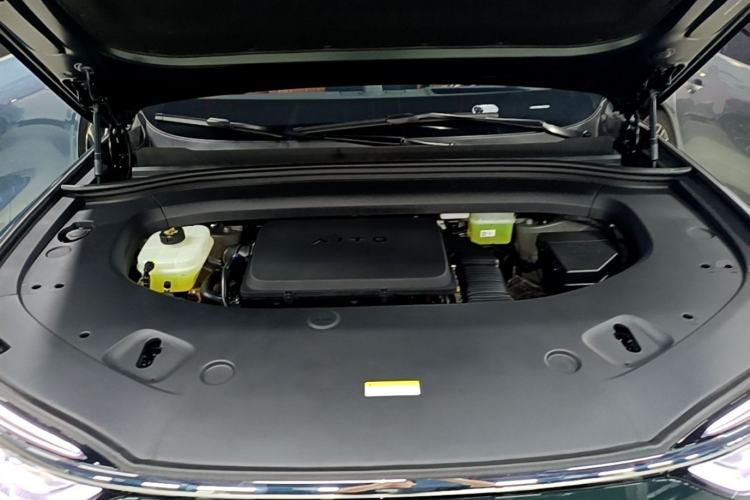 Used Hima AITO M7 2026 Model Range-Extending Ultra All-Wheel Drive 5-Seater Version Engine Bay