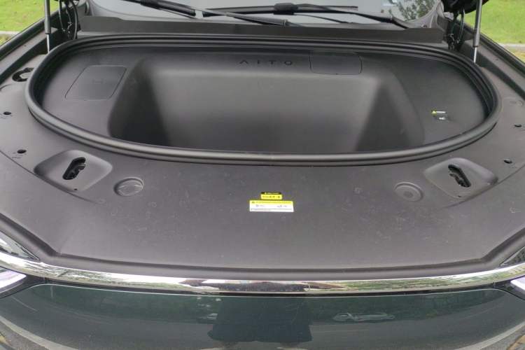 Used Hima AITO M7 2026 Model Pure Electric Max All-Wheel Drive 6-Seater Version Engine Bay