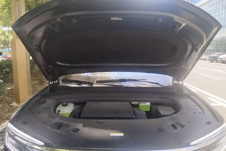 Used Hima AITO M7 2026 Model Range-Extending Max All-Wheel Drive 5-Seater Version Engine Bay