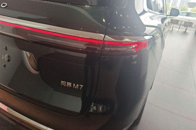 Used Hima AITO M7 2026 Model Range-Extending Max All-Wheel Drive 6-Seater Version Exterior 3