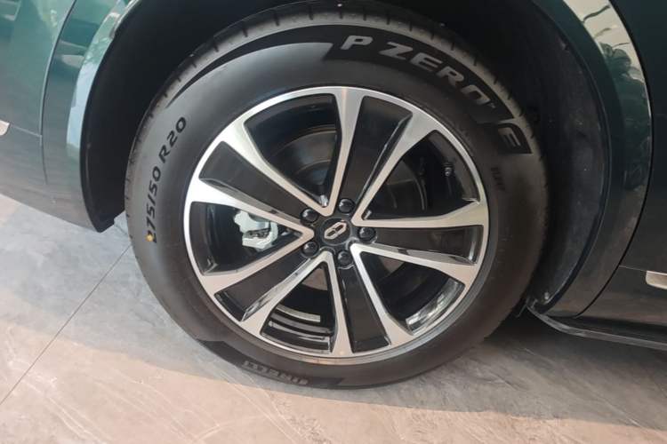 Used Hima AITO M7 2026 Model Range-Extending Ultra All-Wheel Drive 5-Seater Version Exterior 5