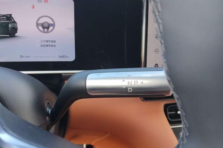 Used Hima AITO M7 2026 Model Range-Extending Ultra All-Wheel Drive 5-Seater Version Gear Lever