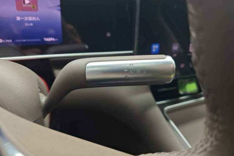 Used Hima AITO M7 2026 Model Range-Extending Max All-Wheel Drive 5-Seater Version Gear Lever
