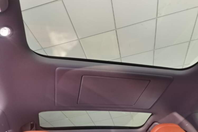 Used Hima AITO M7 2026 Model Range-Extending Ultra All-Wheel Drive 5-Seater Version Headliner