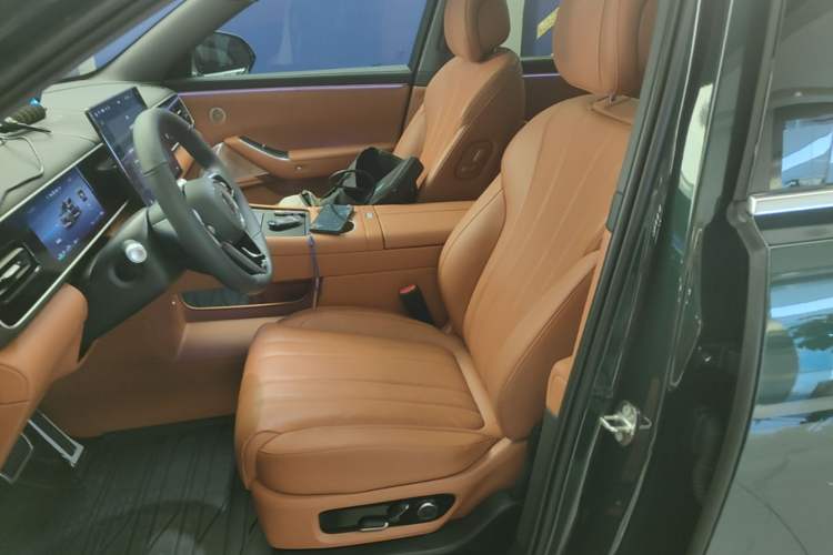 Used Hima AITO M7 2026 Model Range-Extending Max All-Wheel Drive 5-Seater Version Left Front Seat