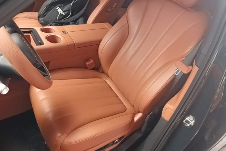 Used Hima AITO M7 2026 Model Range-Extending Max All-Wheel Drive 5-Seater Version Left Front Seat