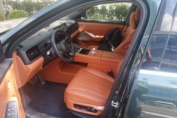 Used Hima AITO M7 2026 Model Range-Extending Max All-Wheel Drive 5-Seater Version Left Front Seat