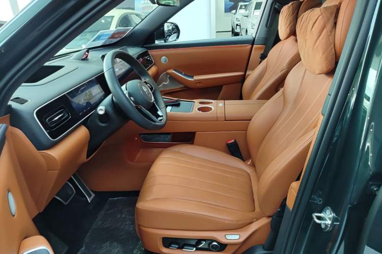 Used Hima AITO M7 2026 Model Range-Extending Ultra All-Wheel Drive 5-Seater Version Left Front Seat