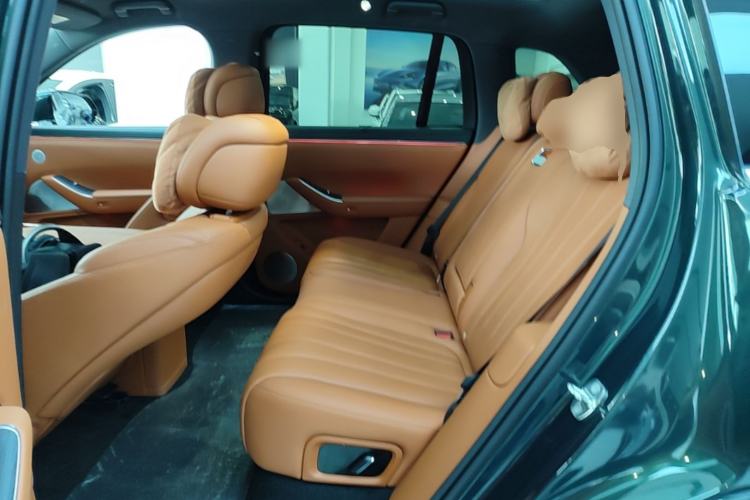 Used Hima AITO M7 2026 Model Range-Extending Ultra All-Wheel Drive 5-Seater Version Left Rear Seat