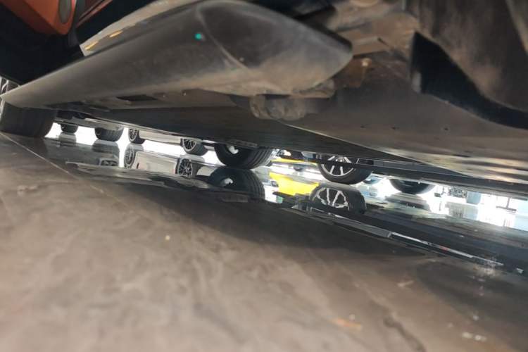 Used Hima AITO M7 2026 Model Range-Extending Ultra All-Wheel Drive 5-Seater Version Left Side Sill