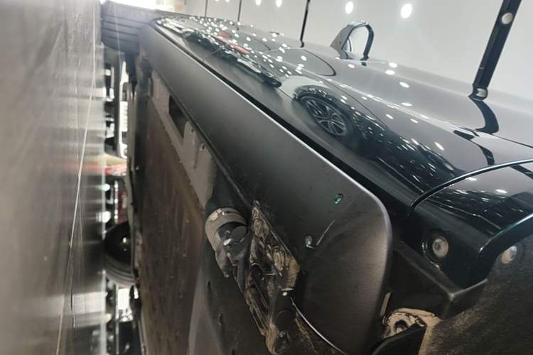 Used Hima AITO M7 2026 Model Range-Extending Ultra All-Wheel Drive 5-Seater Version Left Side Sill