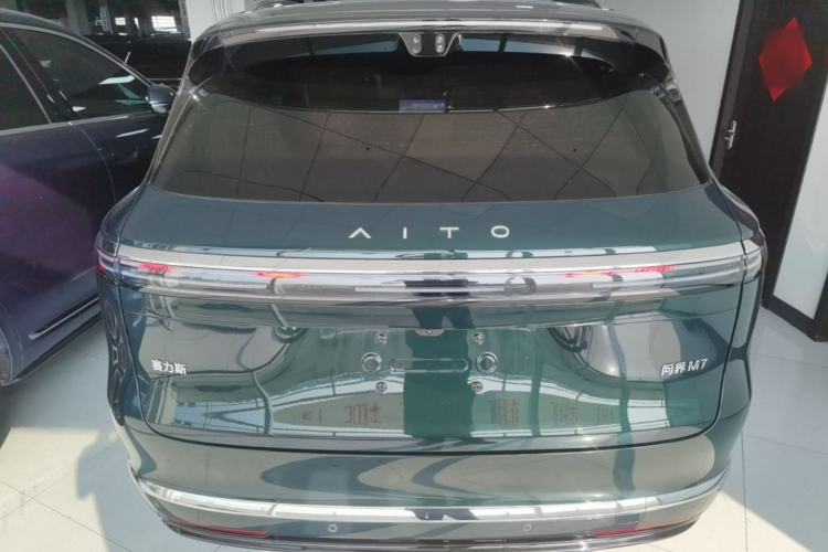 Used Hima AITO M7 2026 Model Range-Extending Ultra All-Wheel Drive 5-Seater Version Rear