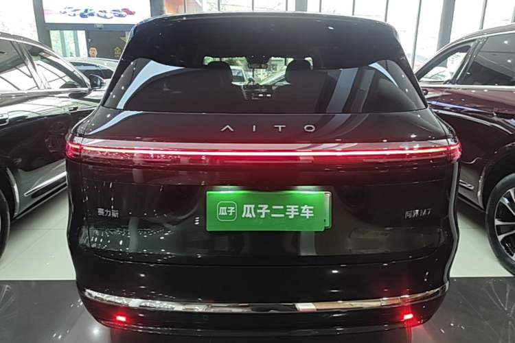 Used Hima AITO M7 2026 Model Range-Extending Ultra All-Wheel Drive 5-Seater Version Rear
