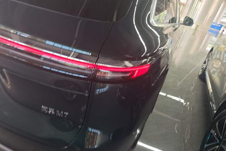 Used Hima AITO M7 2026 Model Range-Extending Ultra All-Wheel Drive 5-Seater Version Right Rear Taillight
