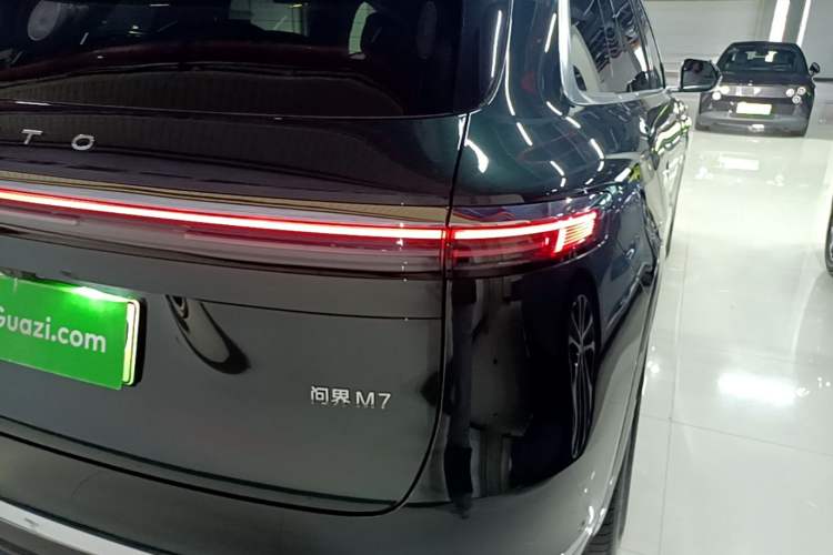Used Hima AITO M7 2026 Model Range-Extending Ultra All-Wheel Drive 5-Seater Version Right Rear Taillight