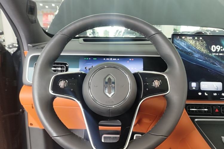 Used Hima AITO M7 2026 Model Range-Extending Ultra All-Wheel Drive 5-Seater Version Steering Wheel
