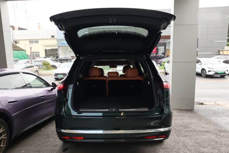 Used Hima AITO M7 2026 Model Range-Extending Ultra All-Wheel Drive 5-Seater Version Trunk