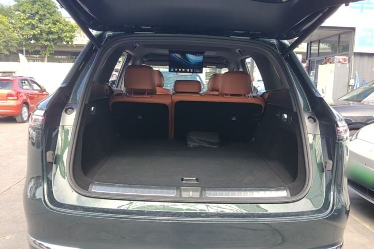 Used Hima AITO M7 2026 Model Range-Extending Ultra All-Wheel Drive 5-Seater Version Trunk