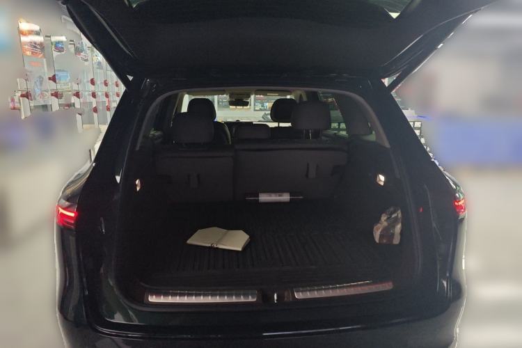 Used Hima AITO M7 2026 Model Range-Extending Max All-Wheel Drive 5-Seater Version Trunk