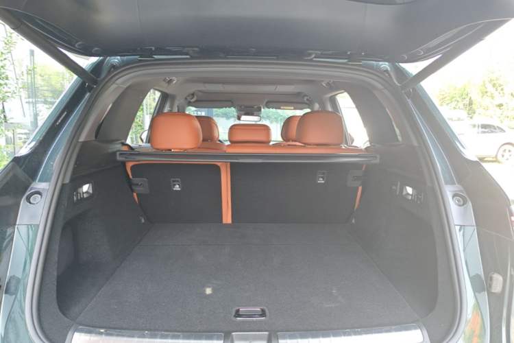Used Hima AITO M7 2026 Model, Range-Extended Max Long-Range Version, 5 Seats Trunk