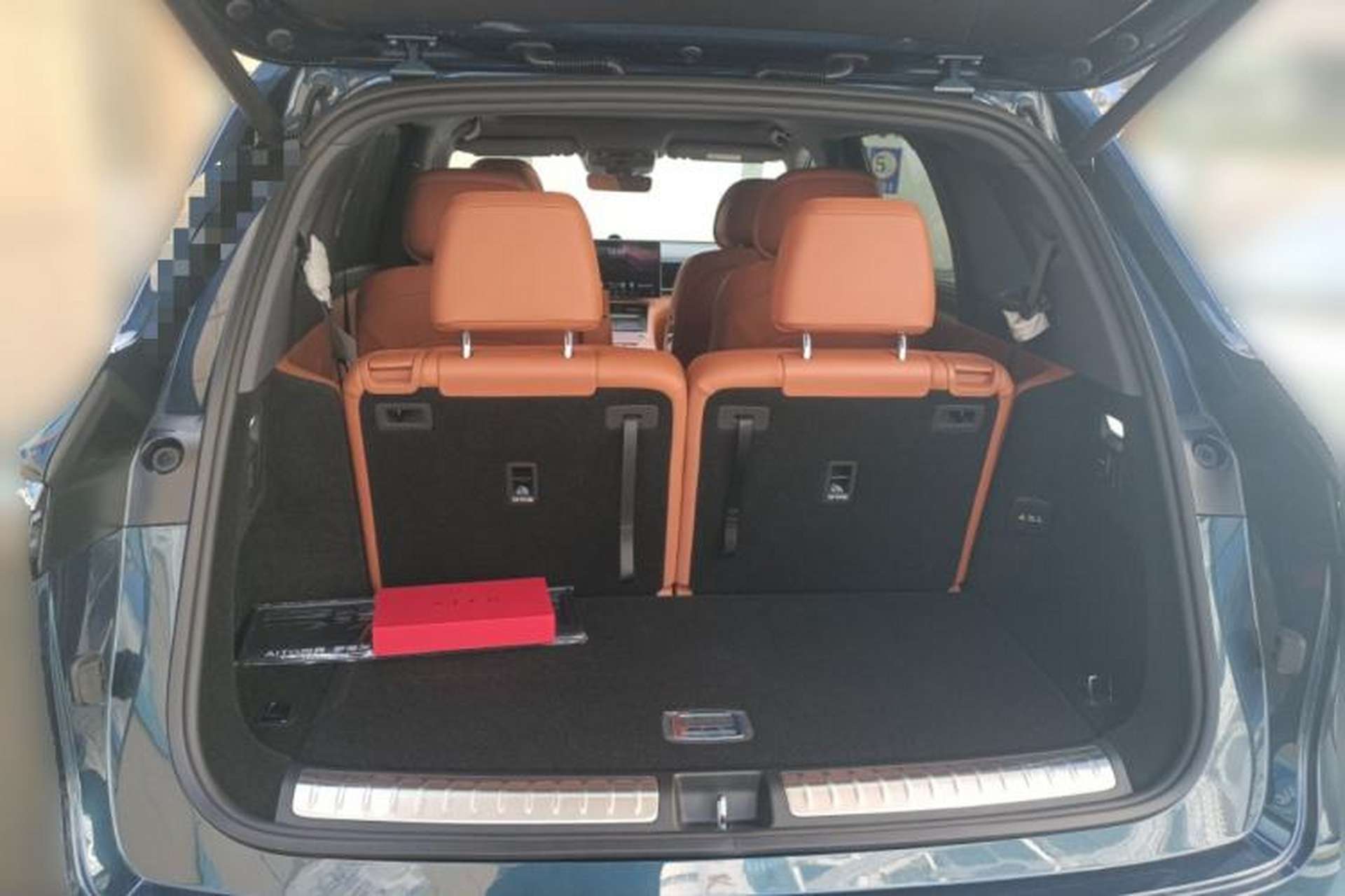 Used Hima AITO M7 2026 Model Pure Electric Max Long Range 6-Seater Version Trunk