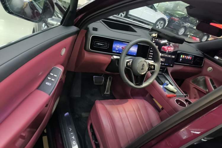 Used Hima AITO M7 2026 Model Range-Extending Ultra All-Wheel Drive 5-Seater Version Driver Seat