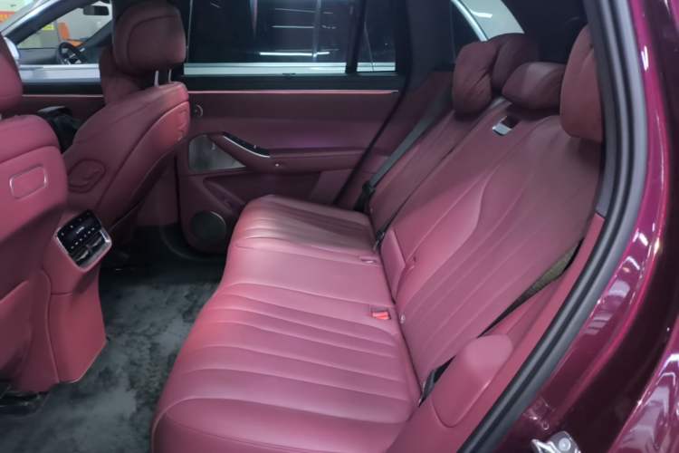 Used Hima AITO M7 2026 Model Range-Extending Ultra All-Wheel Drive 5-Seater Version Left Rear Seat