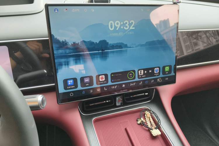Used Hima AITO M7 2026 Model Range-Extending Ultra All-Wheel Drive 5-Seater Version Audio And AC Panel