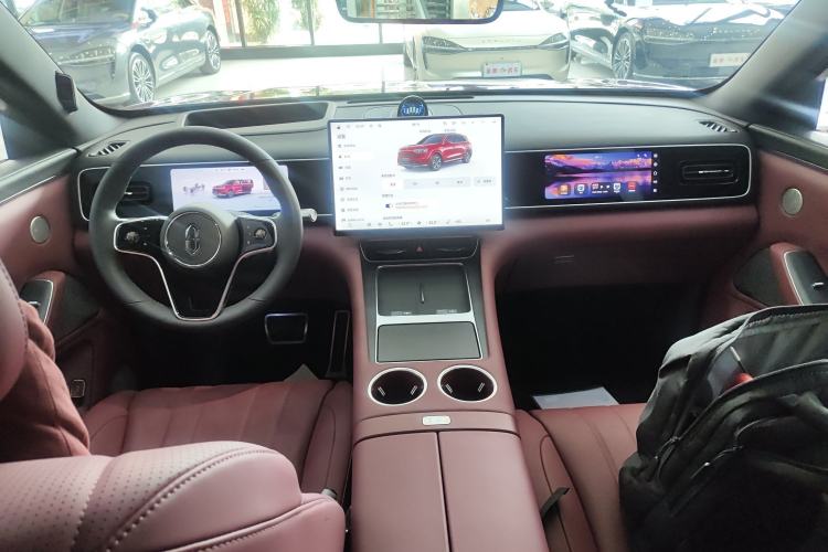 Used Hima AITO M7 2026 Model Range-Extending Ultra All-Wheel Drive 5-Seater Version Center Console