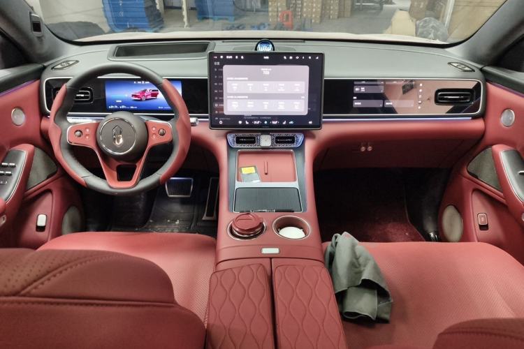 Used Hima AITO M7 2026 Model Range-Extending Ultra All-Wheel Drive 5-Seater Version Center Console