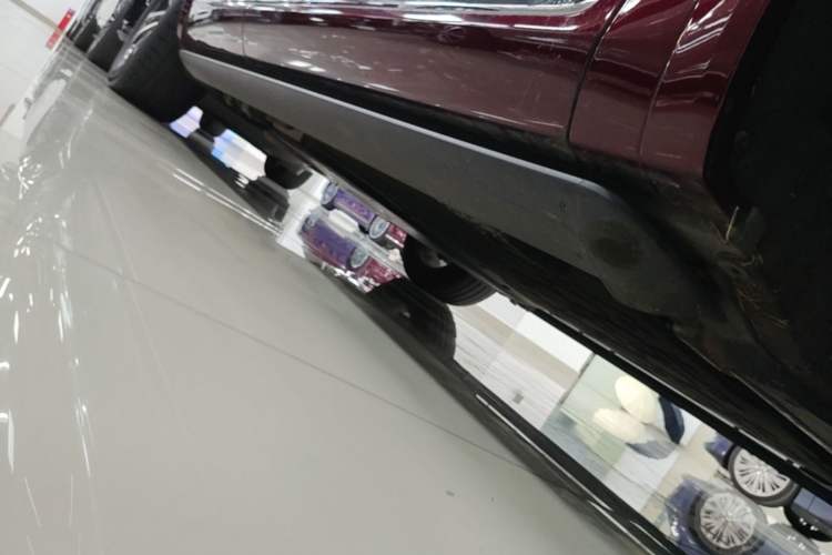 Used Hima AITO M7 2026 Model Range-Extending Ultra All-Wheel Drive 5-Seater Version Chassis Front Right