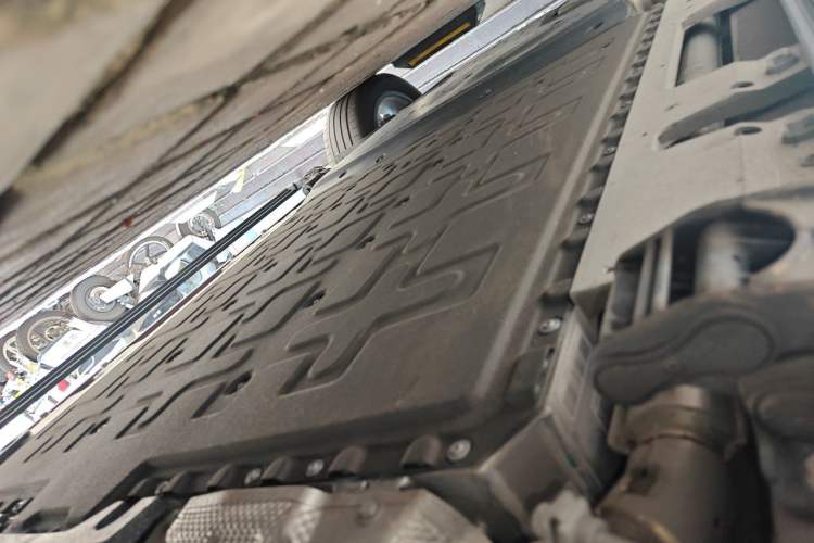 Used Hima AITO M7 2026 Model Range-Extending Max All-Wheel Drive 5-Seater Version Chassis Front Right