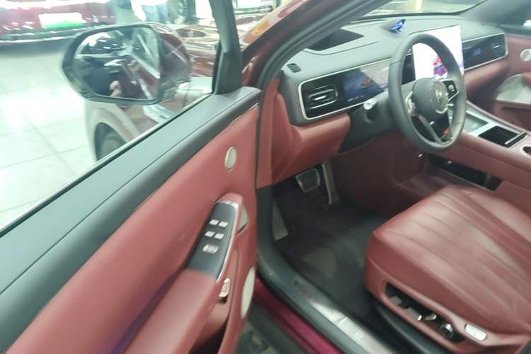 Used Hima AITO M7 2026 Model Range-Extending Ultra All-Wheel Drive 5-Seater Version Driver Seat