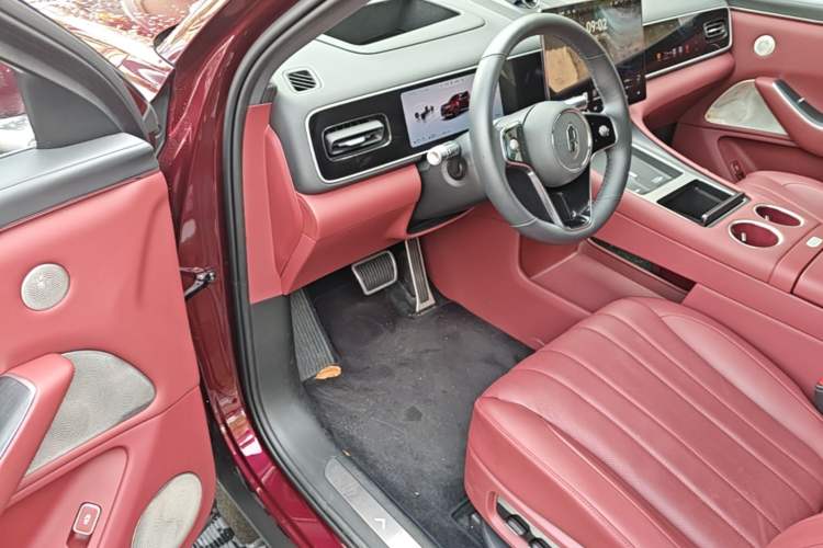 Used Hima AITO M7 2026 Model Range-Extending Ultra All-Wheel Drive 5-Seater Version Driver Seat