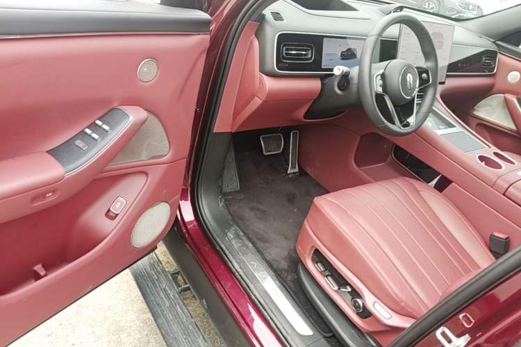 Used Hima AITO M7 2026 Model Range-Extending Ultra All-Wheel Drive 5-Seater Version Driver Seat