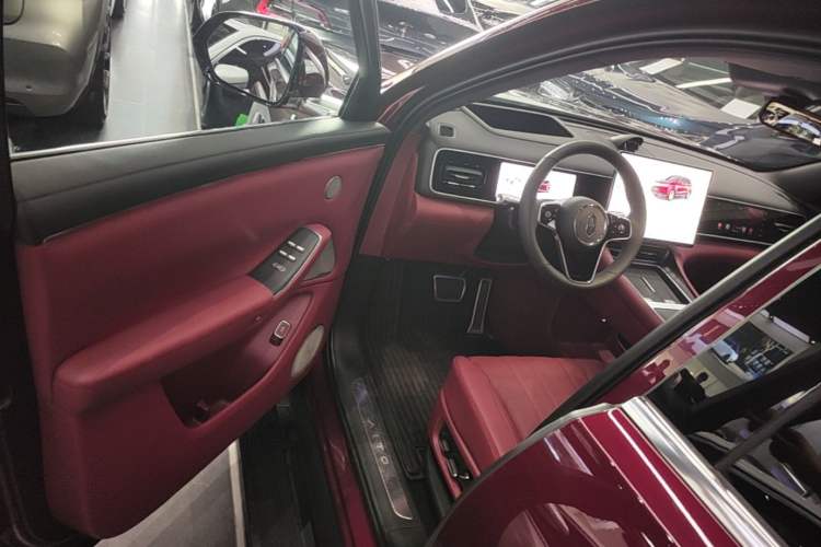Used Hima AITO M7 2026 Model Range-Extending Ultra All-Wheel Drive 6-Seater Version Driver Seat