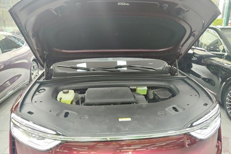 Used Hima AITO M7 2026 Model Range-Extending Ultra All-Wheel Drive 5-Seater Version Engine Bay