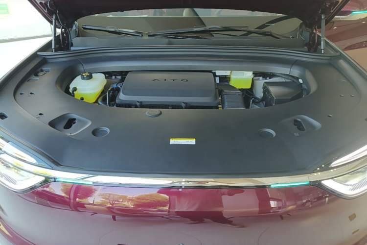 Used Hima AITO M7 2026 Model Range-Extending Ultra All-Wheel Drive 5-Seater Version Engine Bay