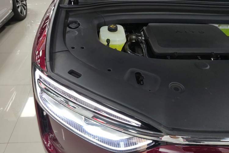 Used Hima AITO M7 2026 Model Range-Extending Ultra All-Wheel Drive 5-Seater Version Engine Bay Right