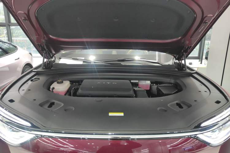 Used Hima AITO M7 2026 Model Range-Extending Max All-Wheel Drive 5-Seater Version Engine Bay