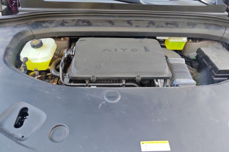 Used Hima AITO M7 2026 Model Range-Extending Ultra All-Wheel Drive 5-Seater Version Engine Bay