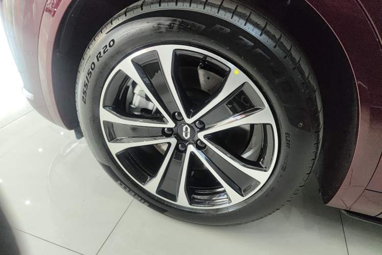 Used Hima AITO M7 2026 Model Range-Extending Ultra All-Wheel Drive 5-Seater Version Exterior 4