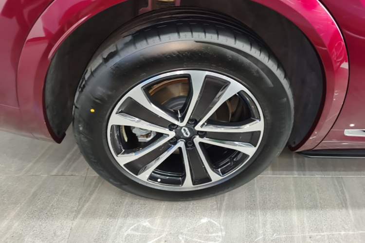 Used Hima AITO M7 2026 Model Range-Extending Ultra All-Wheel Drive 5-Seater Version Exterior 5