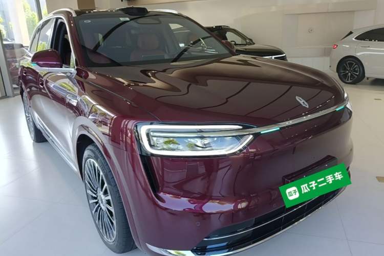 Used Hima AITO M7 2026 Model Range-Extending Ultra All-Wheel Drive 5-Seater Version Front Right 45 Deg