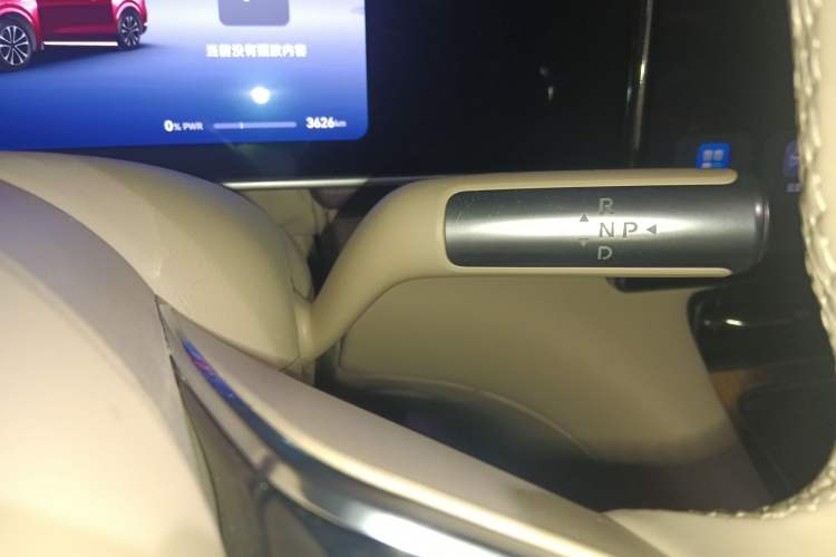 Used Hima AITO M7 2026 Model Range-Extending Max All-Wheel Drive 5-Seater Version Gear Lever