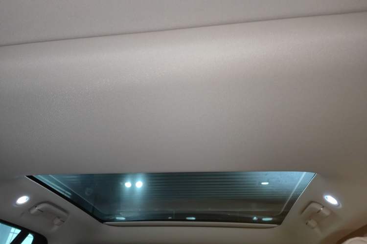 Used Hima AITO M7 2026 Model Range-Extending Max All-Wheel Drive 5-Seater Version Headliner