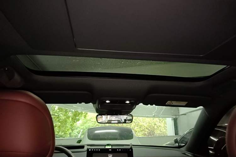 Used Hima AITO M7 2026 Model Range-Extending Ultra All-Wheel Drive 5-Seater Version Headliner