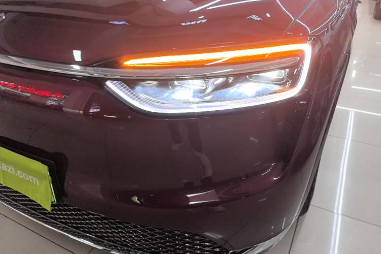 Used Hima AITO M7 2026 Model Pure Electric Ultra All-Wheel Drive 5-Seater Version Left Front Headlight